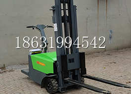 独山子区电动叉车四驱平衡叉车电动叉车多功能液压搬运车怎么卖移式电动叉车价格液压装卸车