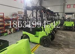 独山子区电动叉车四驱平衡叉车电动叉车多功能液压搬运车怎么卖移式电动叉车价格液压装卸车